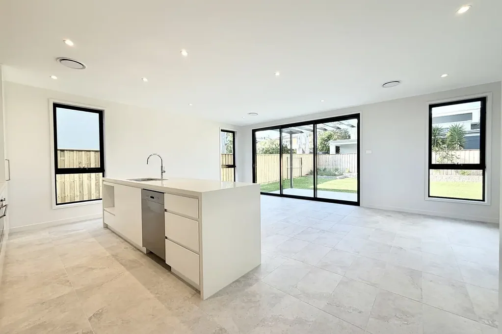 Brand new freestanding residence in convenient locale