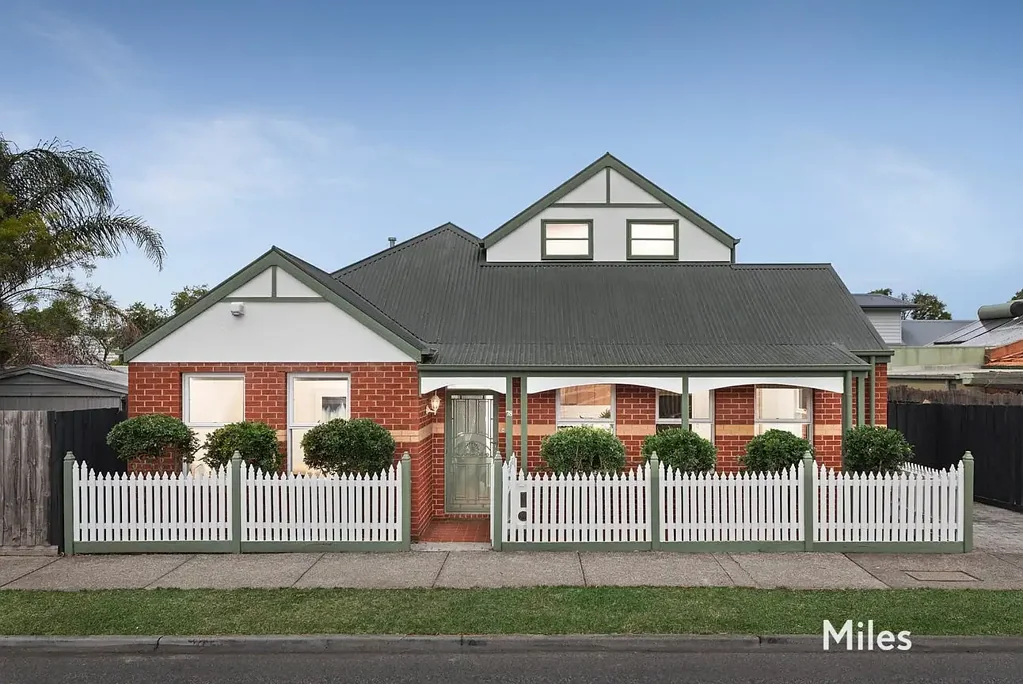 STYLISH LIVING IN THORNBURY