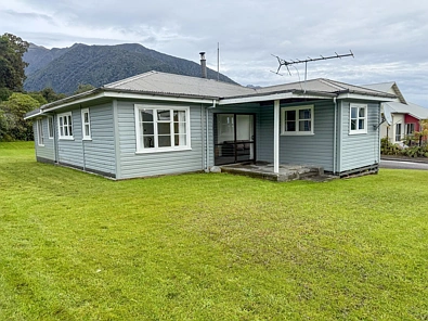 13 Main Road, Fox Glacier, Westland, 3 habitaciones, 1 baños, House