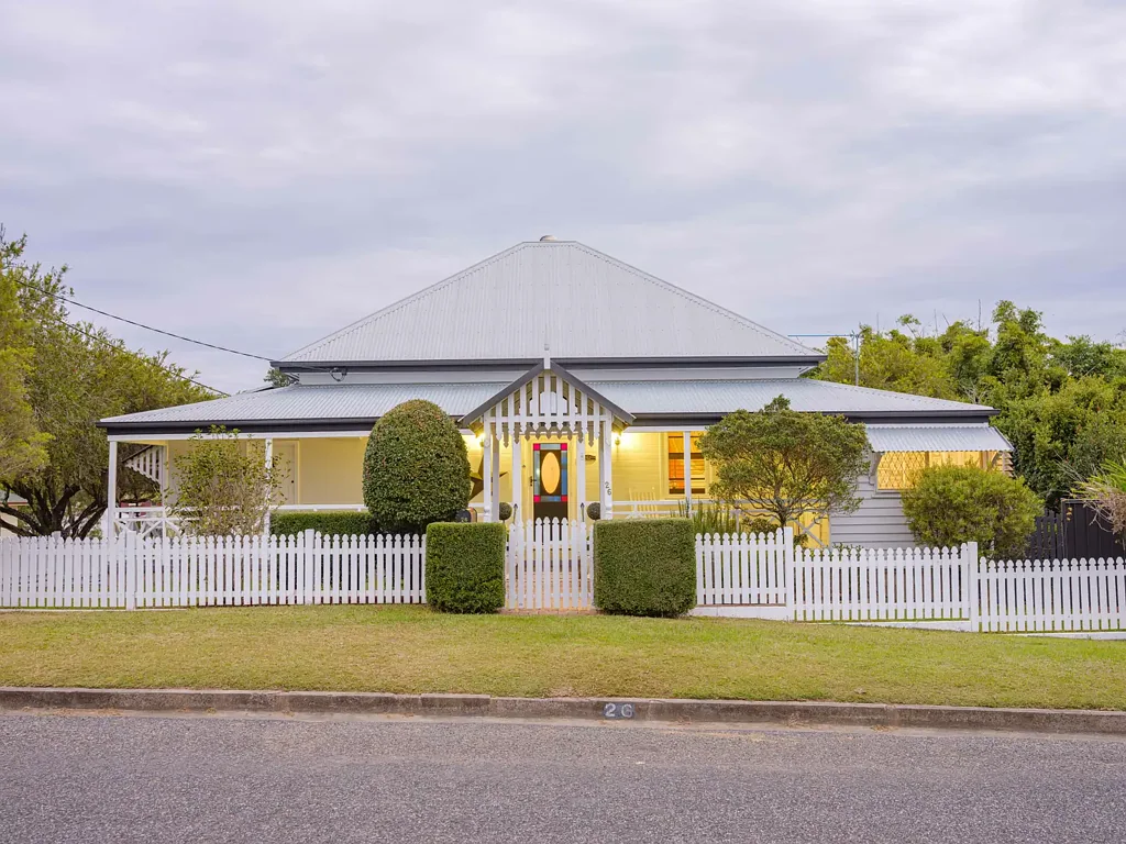 Gympie 5 Bedroom Welcome to DROVERS DREAM Charming Colonial Queenslander circa 1870s