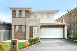 UNIT 4 8 WHITECHAPEL AVE, Tallawong