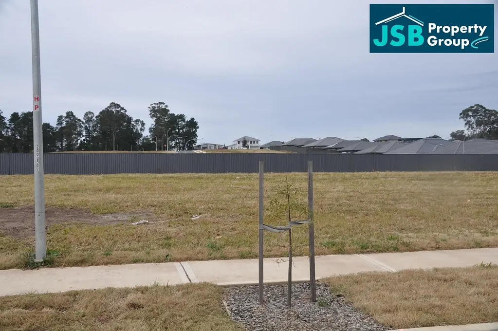 Tahmoor 450m2 REGISTERED LAND