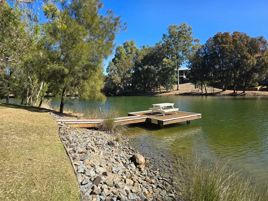 Varsity Lakes 3 Slaapkamer Lakeside Lifestyle & Ultimate Convenience