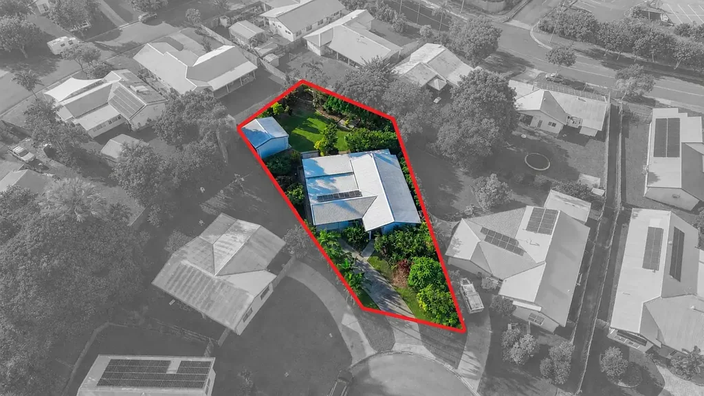 Mount Sheridan 3Phòng ngủ ENTERTAINERS DREAM - DRIVE THRU ACCESS, SOLAR, & HUGE POWERED SHED