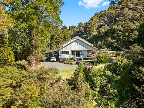 Kiripaka 3房  Peace, privacy & a timeless family home