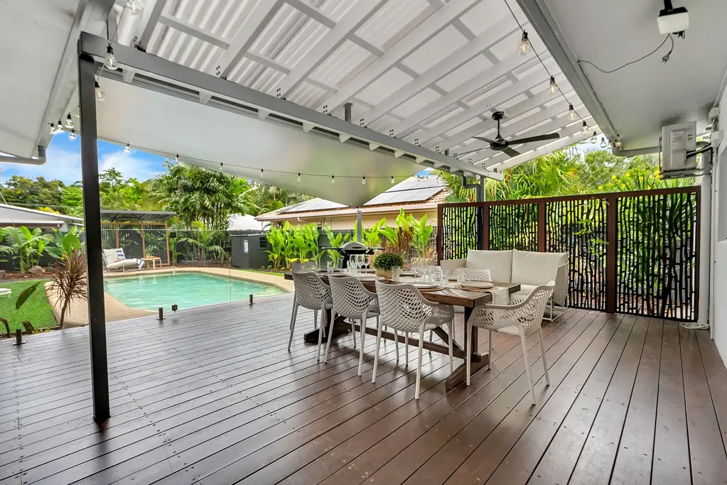 Palm Cove 4 Bedroom 250m to Cairns' best beach | When location matters