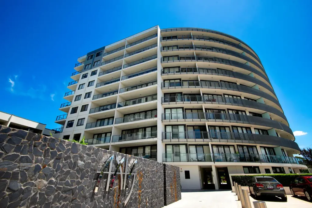 Spacious 1 Bedroom Unit