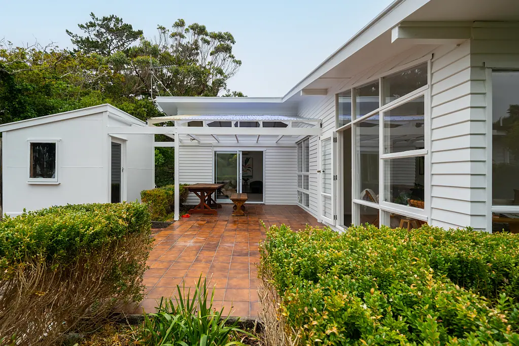 5 Chudleigh Grove, Churton Park, Wellington