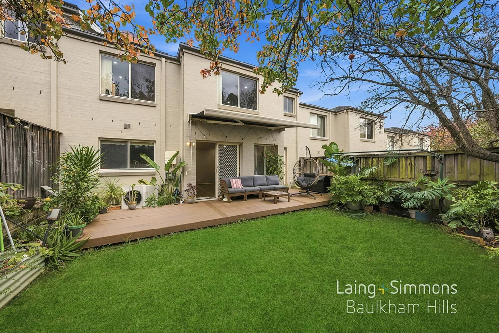 Fully Renovated 4-Bedroom Townhouse! Near Shops, Norwest Metro and Schools