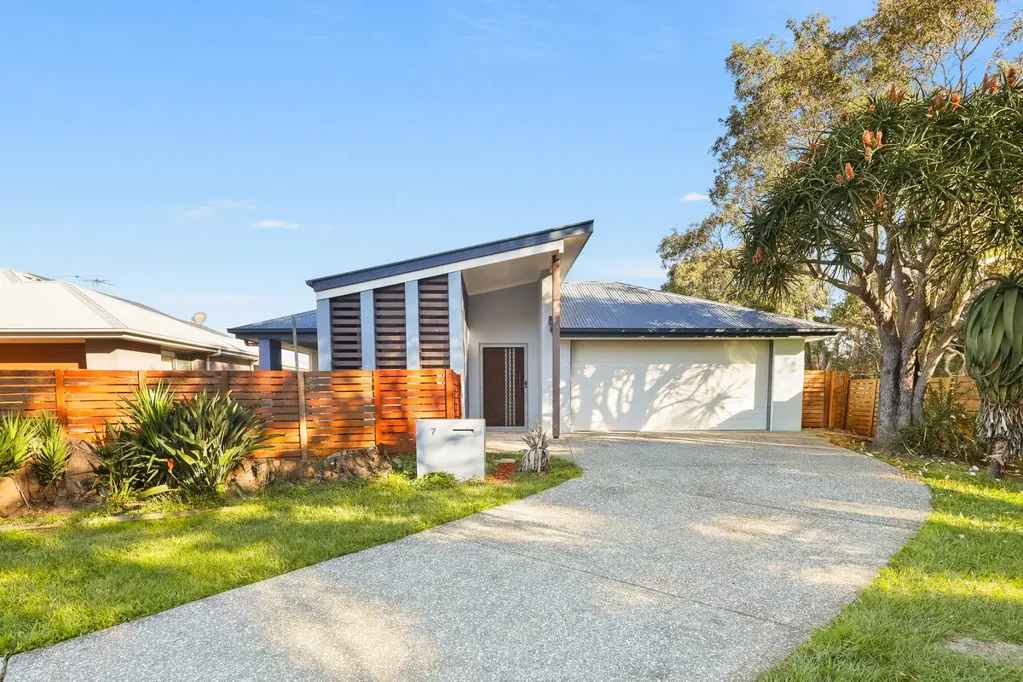 7 Caper White Court, Kallangur, QLD 4503