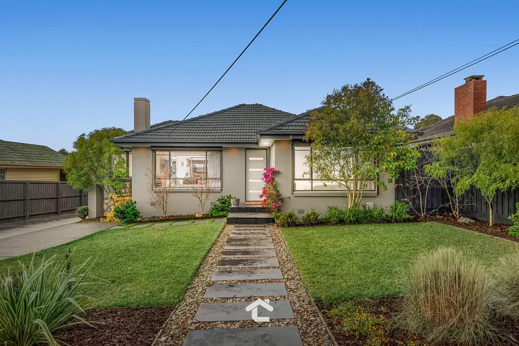 Bayswater 3Zimmer Single Level Sensation In A Prime Amenity Rich Pocket