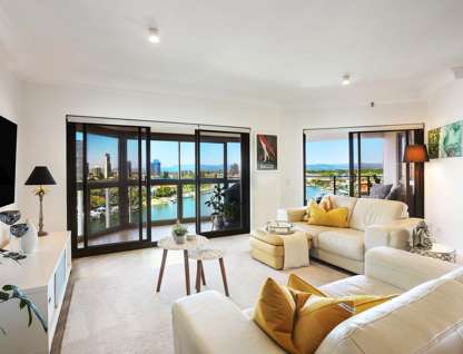 42/2 Admiralty Drive, Surfers Paradise, QLD 4217, 3 Bedrooms, 3 Bathrooms, Apartment