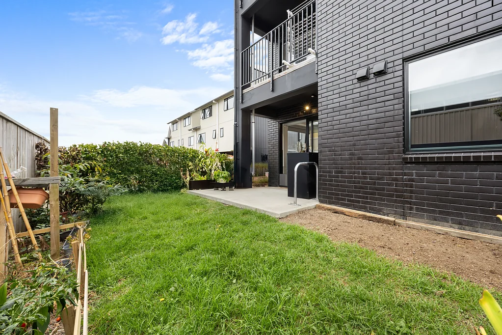 Henderson 1 Bedroom Big on Space, Easy on Budget
