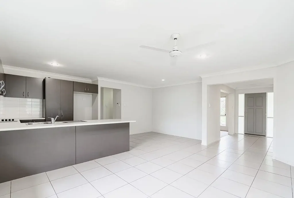 Pimpama 4બેડરૂમ Vendor says SUBMIT ALL OFFERS!
HUGE opportunity get in touch today!