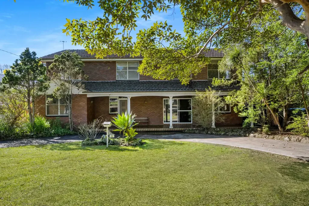 Berry 5 Bedroom First time offered in 50 years
