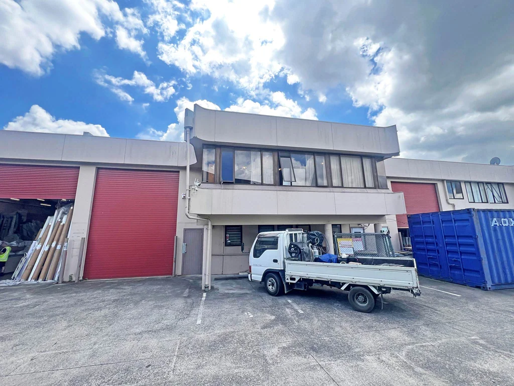 East Tamaki MULTI-PURPOSE UNIT FOR LEASE