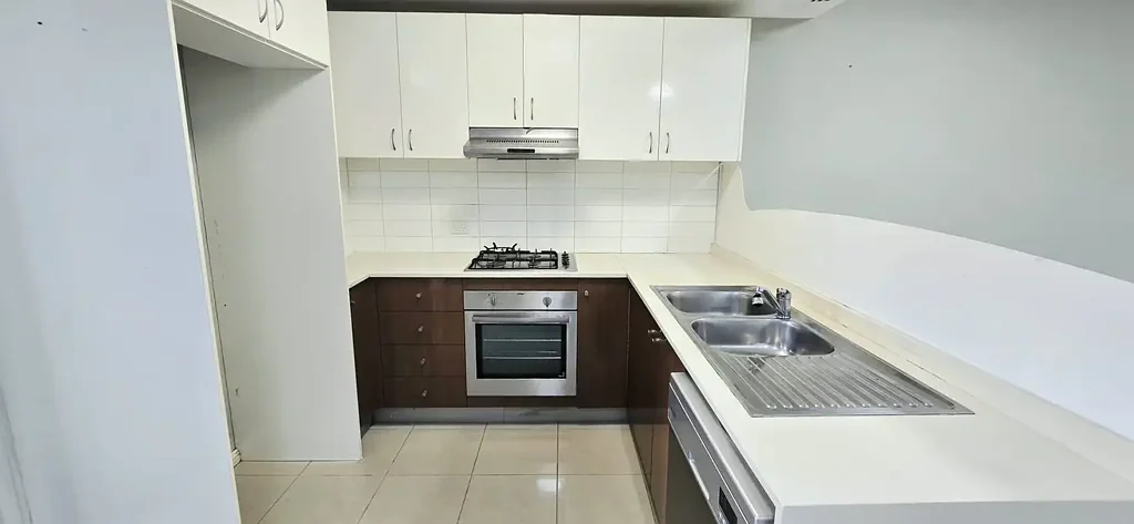 Modern 3-Level Townhouse in a Convenient Toongabbie Location!