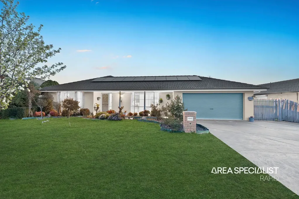 Narre Warren South 4ਬੈੱਡਰੂਮ Spacious, Stylish, and Inviting!