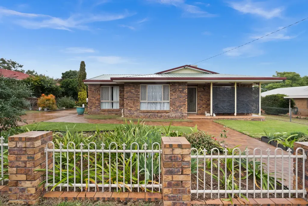 30 Pioneer Way, Pittsworth, QLD 4356