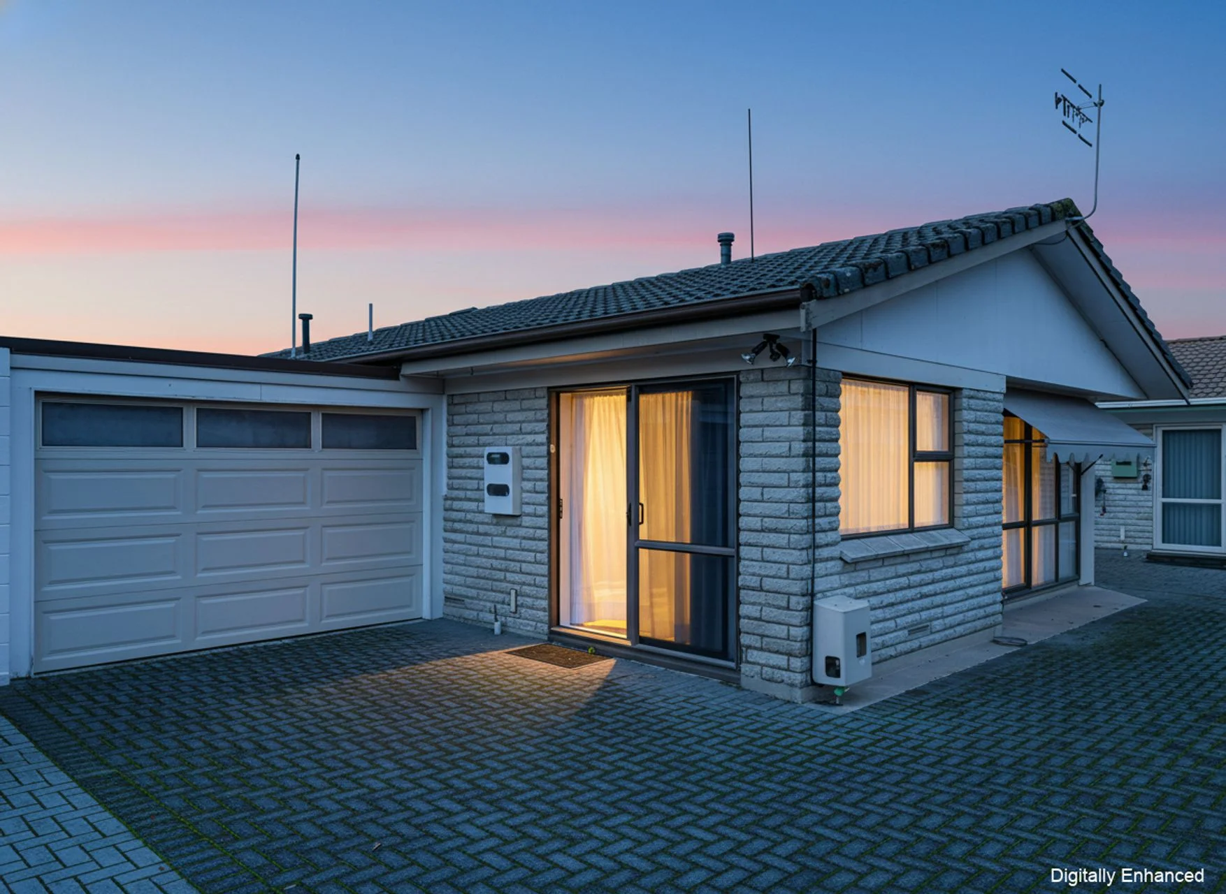 Glenholme 2 Bedroom No Steps to fall Down