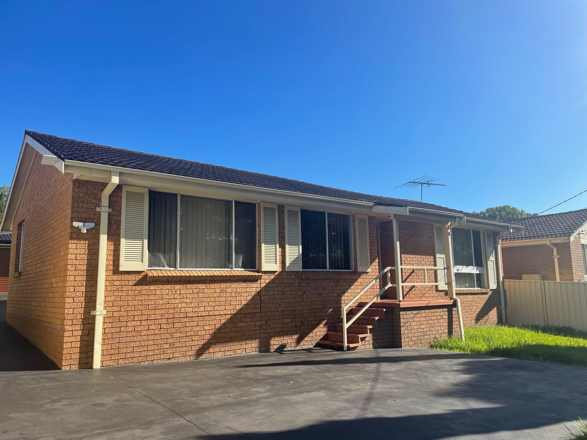 17 ARTILLERY CR, HOLSWORTHY NSW 2173, 0 habitaciones, 0 baños, House