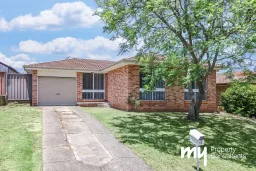 13 Maserati Drive, Ingleburn