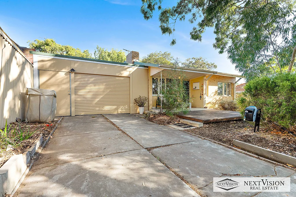 131 Cordelia Ave, Coolbellup, WA 6163