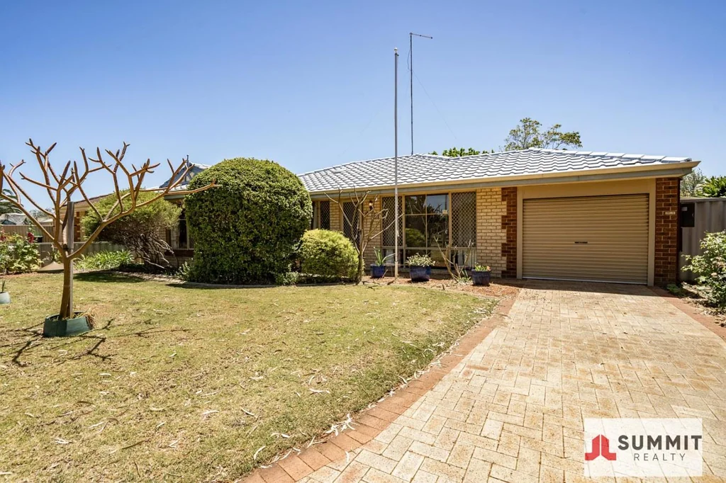 LEASE PENDING - EXCEPTIONAL 3x1 RENTAL IN PRIME LOCATION!