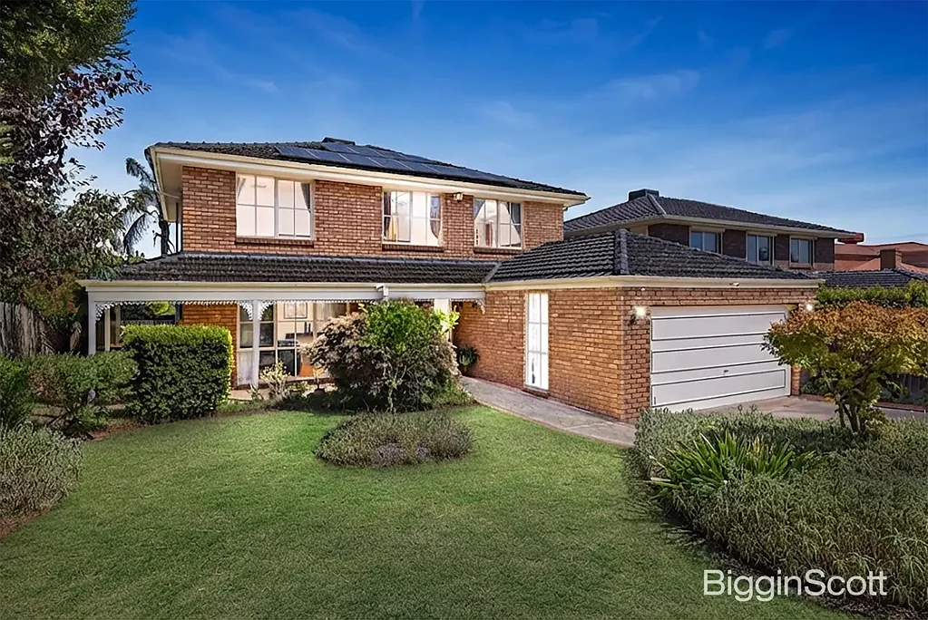 Spacious Family Home in Prime Wheelers Hill Location
