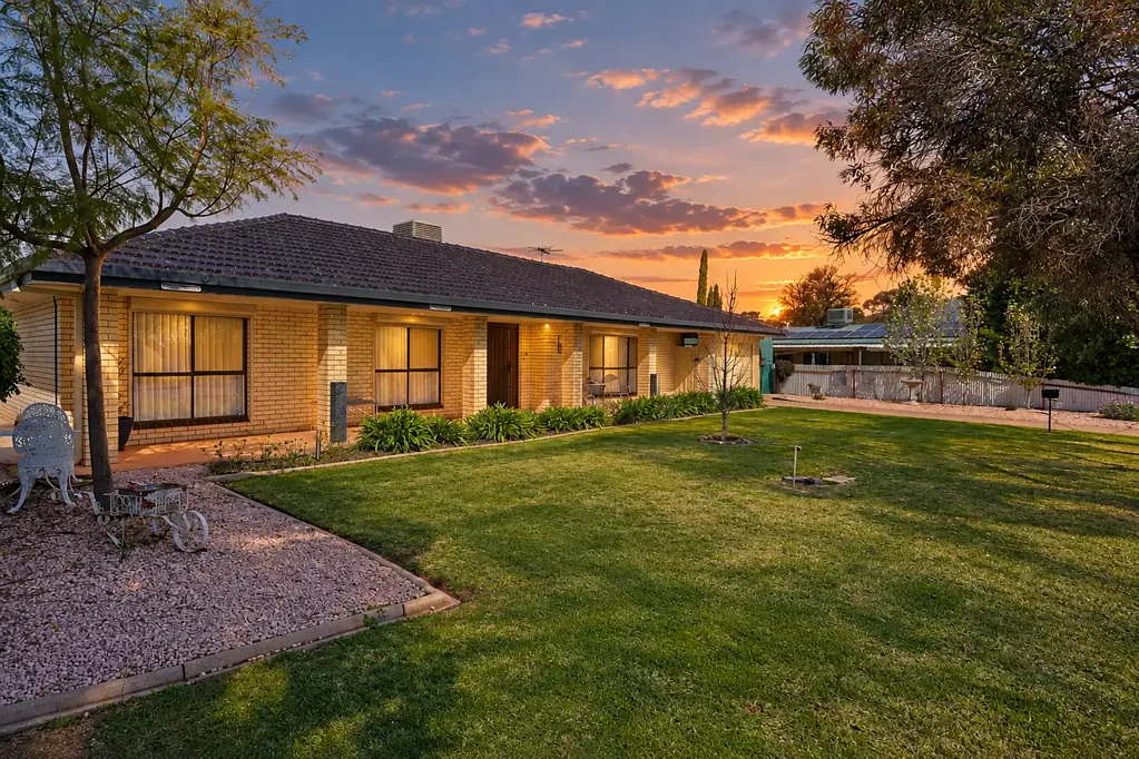Merbein 3બેડરૂમ COMFORT & QUIET COURT LIVING