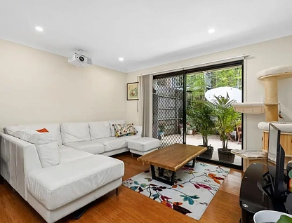 ID:3881612/57 Coonan st, Indooroopilly, Brisbane Western Region, 3 habitaciones, 2 baños, Townhouse