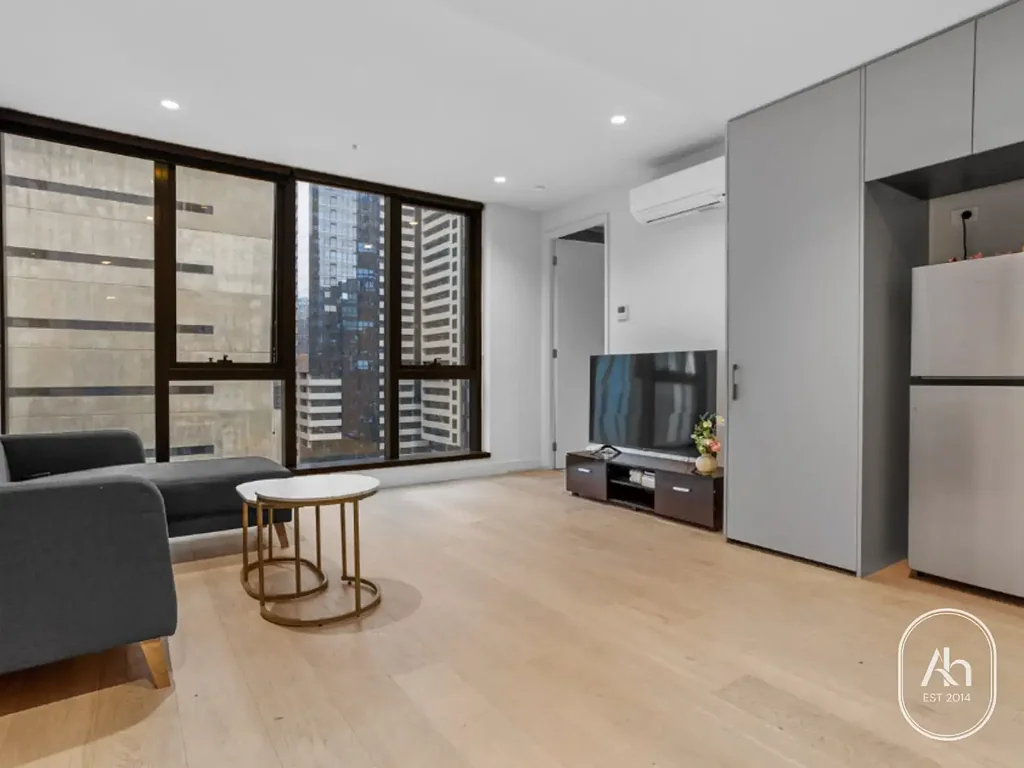 Stylish Urban Living in the Heart of Melbourne | 2Bed 2Bath Unfurnished Apartment