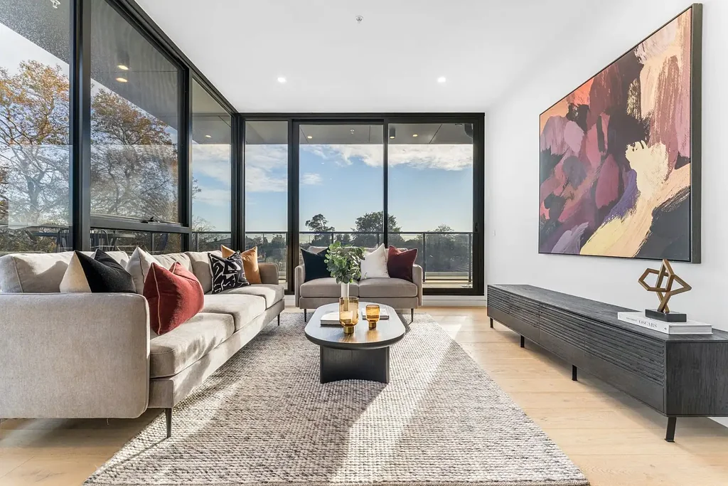 201/184 Huntingdale Road, Oakleigh East, VIC 3166