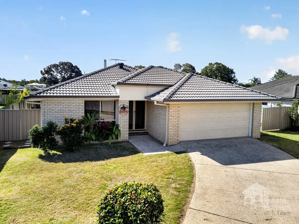 Lowood 4chambre SPACE, SHED & SERIOUS VALUE ON 819m²!
