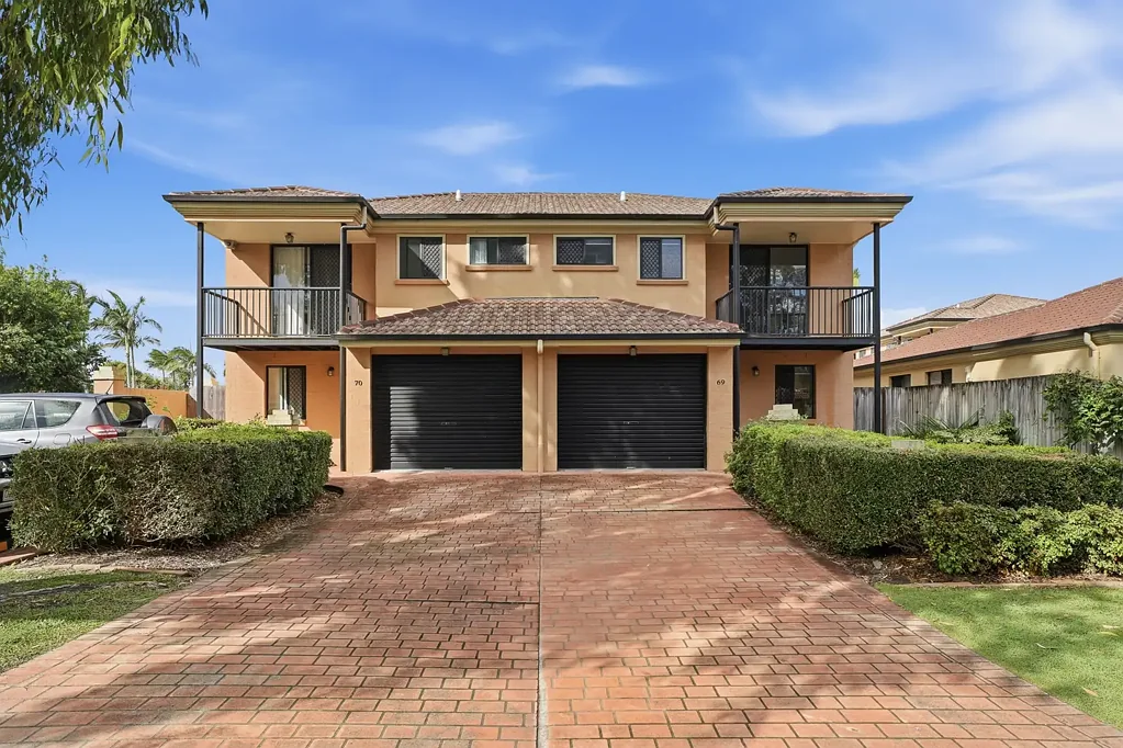 Comfortable & Convenient Townhouse Living in Runcorn