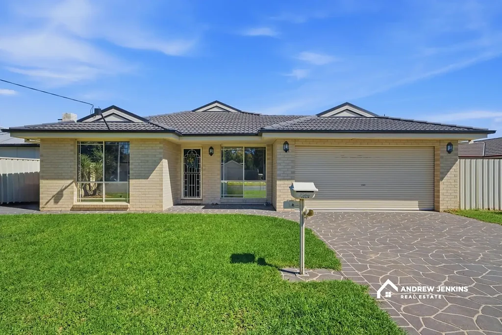Cobram 3ห้องนอน Spacious, Low-Maintenance Living in Prime Location
