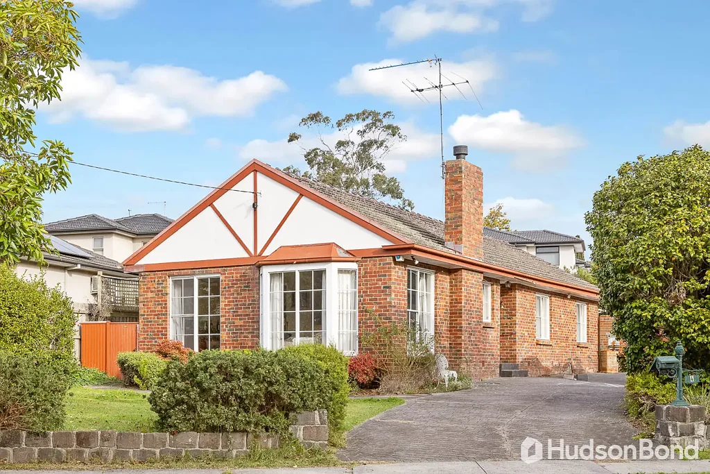 4 Cavalier Street, Doncaster East, VIC 3109