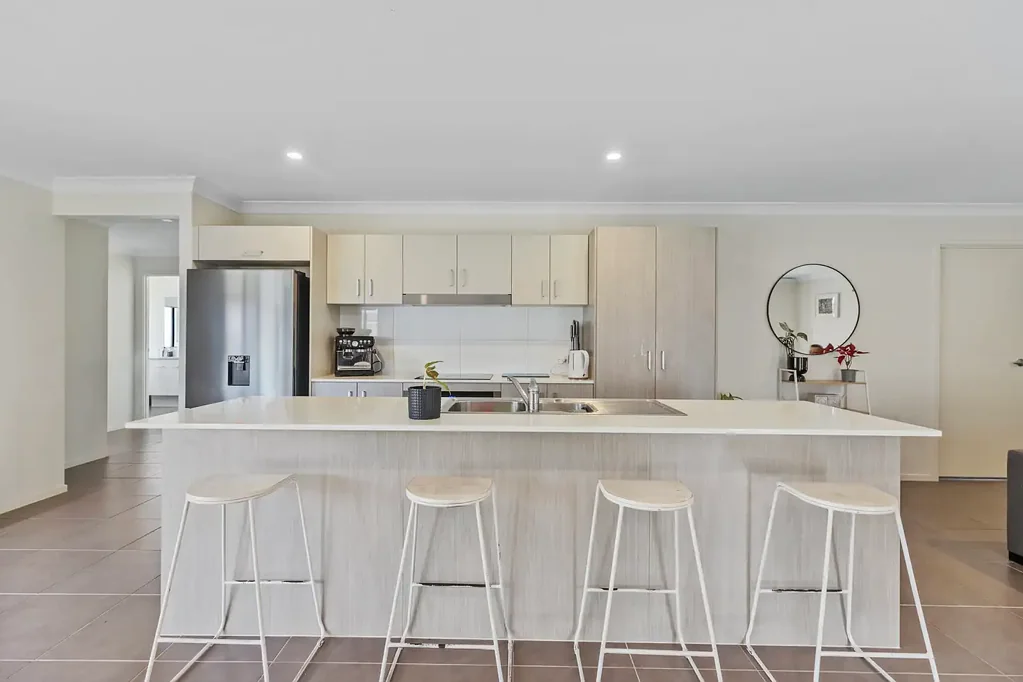 Cooranbong 4房  Comfortable family home in a sought after Cooranbong location