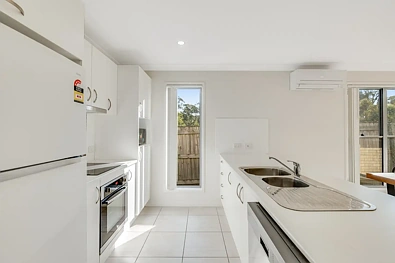 5 Ryan Street, Glenvale, QLD 4350, 6房, 3浴, Unit