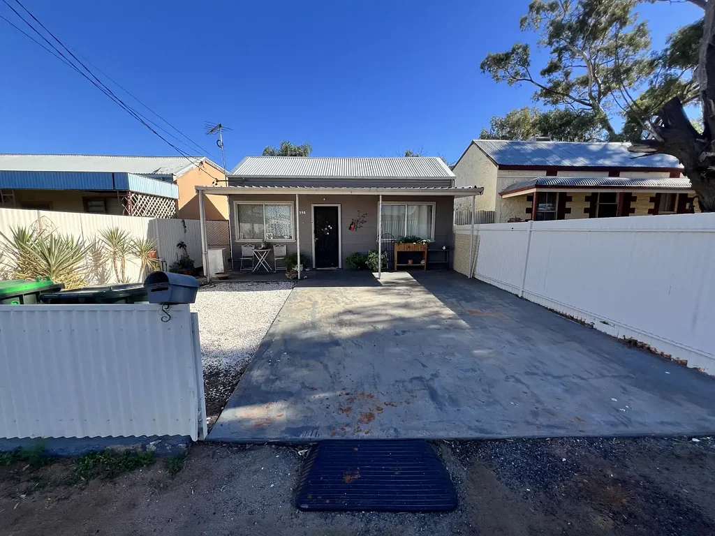 Broken Hill 2Zimmer Leased $225pw