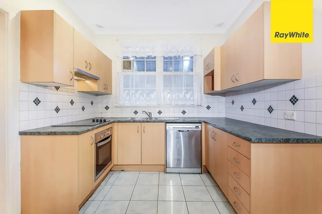 Charming Villa for Lease in Prime Eastwood Location