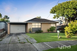 43 Lyndhurst Road, Gladstone Park