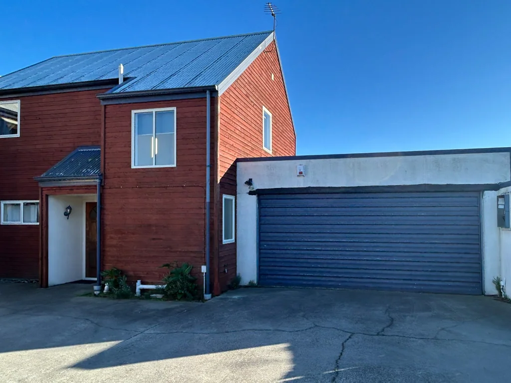 3-Bedroom Home in Spreydon For Rent!