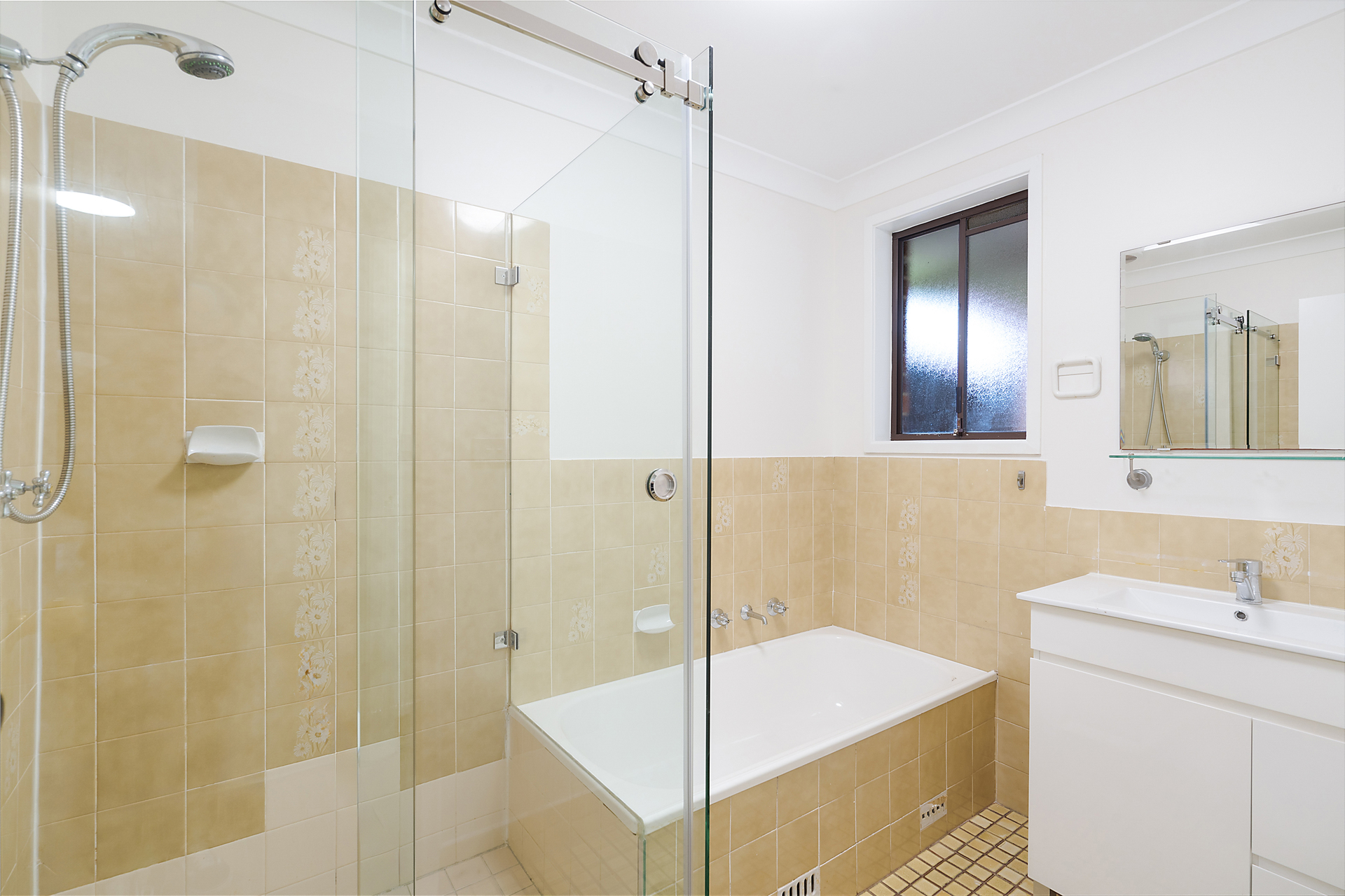 UNIT 3 6 MARY ST, MACQUARIE FIELDS NSW 2564, 0房, 0浴, House