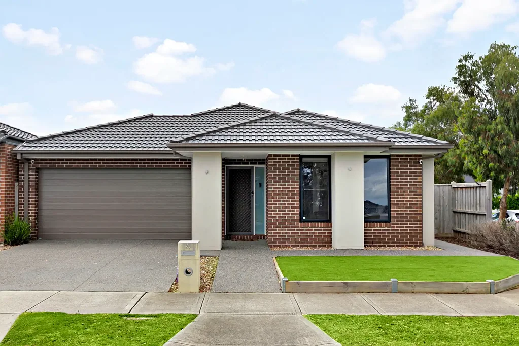 28 Carlingford Road, Mickleham, VIC 3064