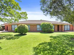 21 Howe Street, Finley