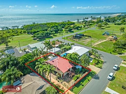 6 Tea Tree Court, Moore Park Beach