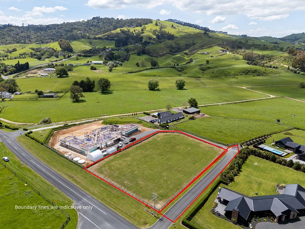Cambridge Build in the Maungakawa Village!