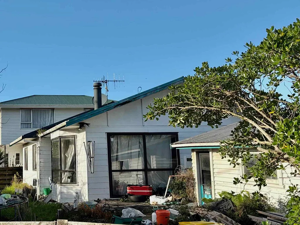 Raumati Beach 3chambre Mortgagee Auction