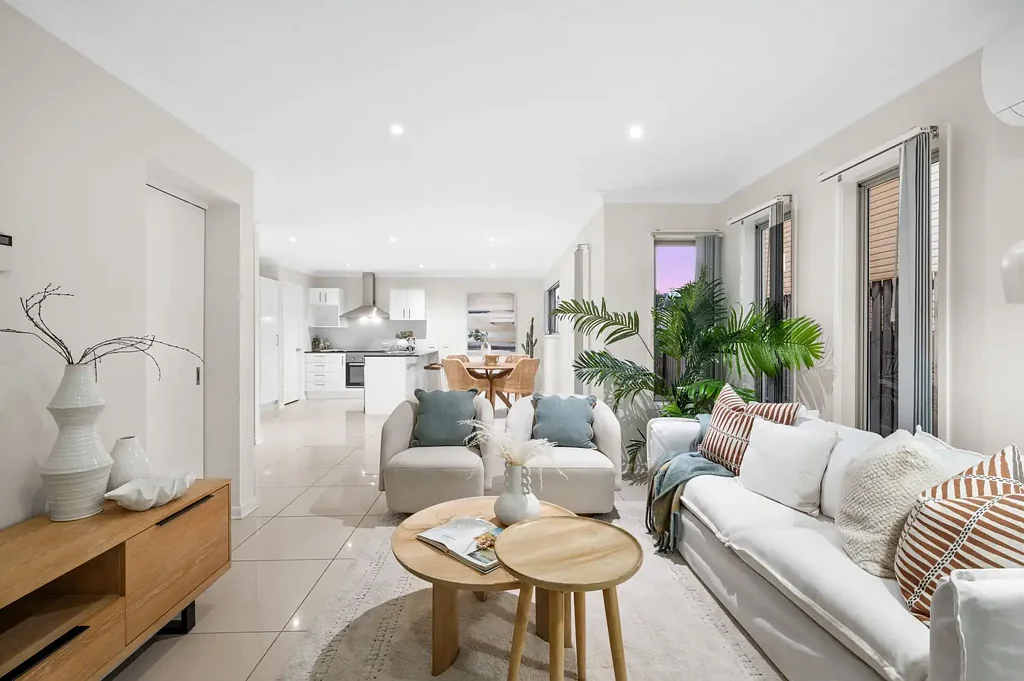 Mount Gravatt East 3Moenga STYLISH & MODERN TOWNHOUSE IN PRIME LOCATION
